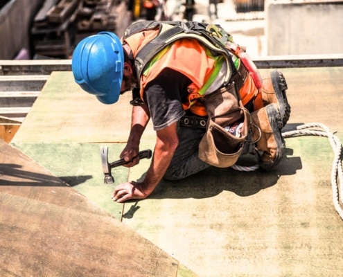 hoe beperkt je warmte risico's op de werkplek